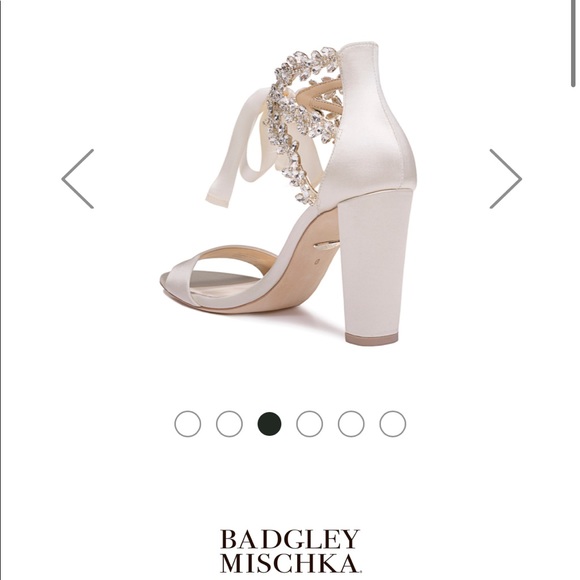 Badgley Mischka Everafter Block Heel - Picture 3 of 6